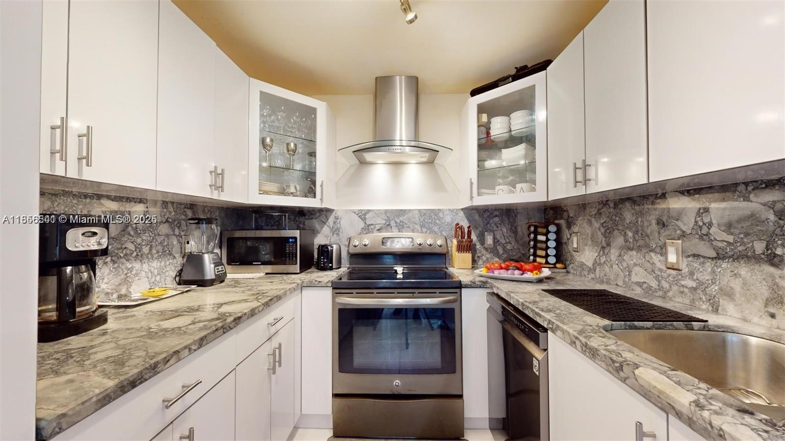 Photo of 3625 Country Club Dr #2606, Aventura, Florida, 33180 -