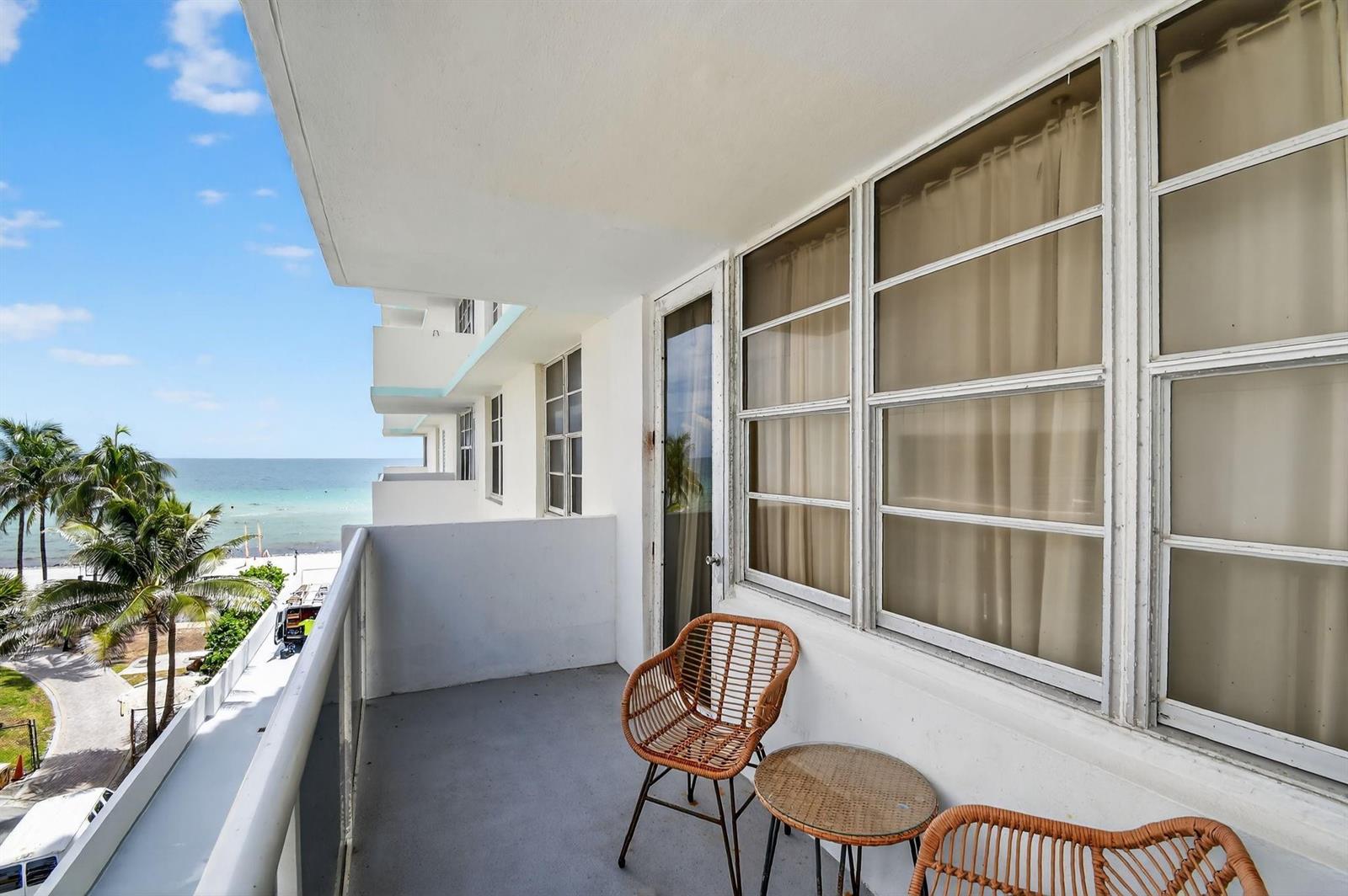 Photo of 3725 Ocean  #405, Hollywood, Florida, 33019 - Open Air Balcony