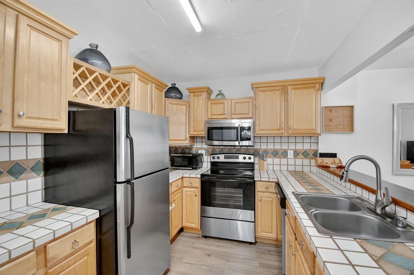 Photo of 3725 Ocean  #405, Hollywood, Florida, 33019 - Fully equipped Kitchen