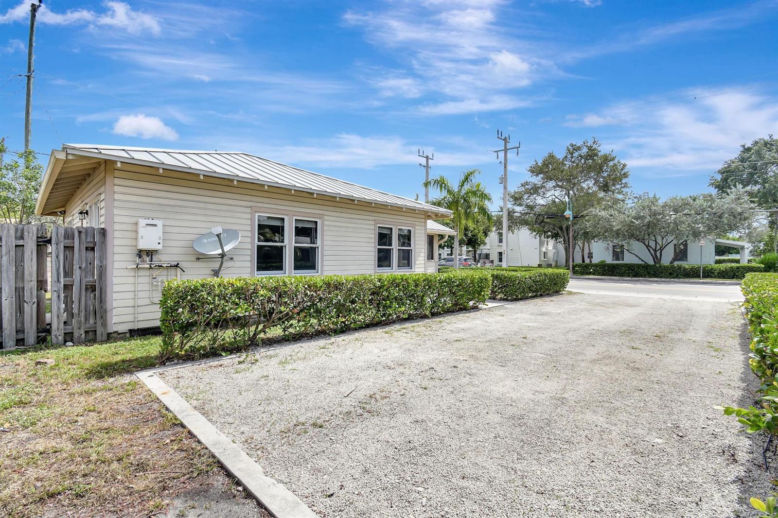   / 0 2480 sq. ft. $ 2025-12-27 0 Photo