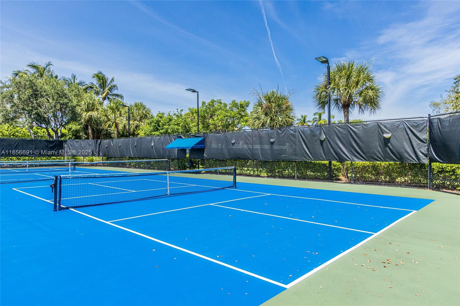 Photo of 1467 Mariner Way  (1467), Hollywood, Florida, 33019 - 2 Pickle ball courts