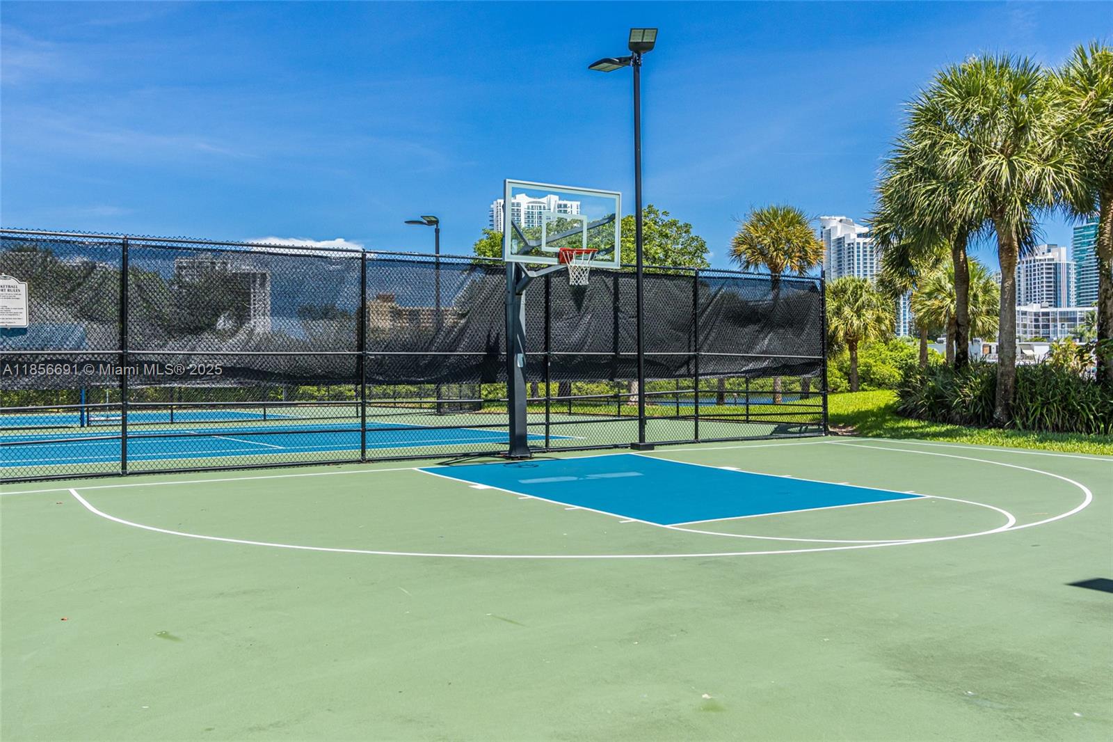 Photo of 1467 Mariner Way  (1467), Hollywood, Florida, 33019 - Half Court Basketball