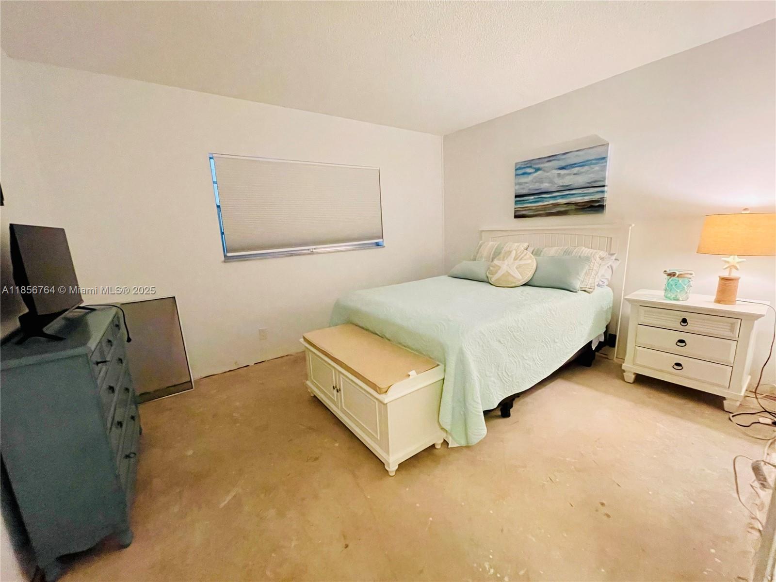 See details 111 2 / 2 961 sq. ft. $ 2025-08-11 0 Photo