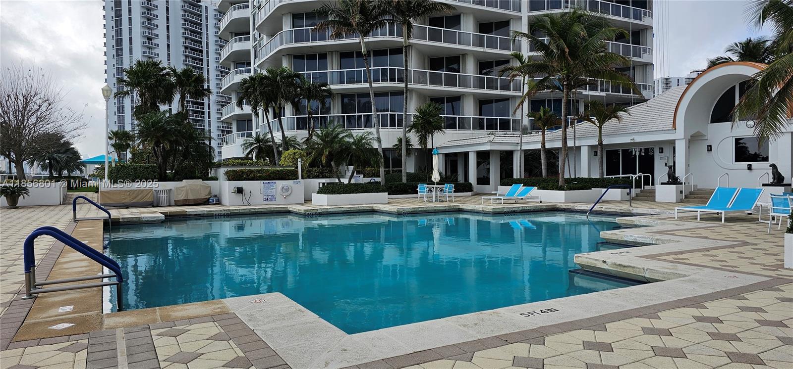 Photo of 3802 207th St  #1204, Aventura, Florida, 33180 - 
