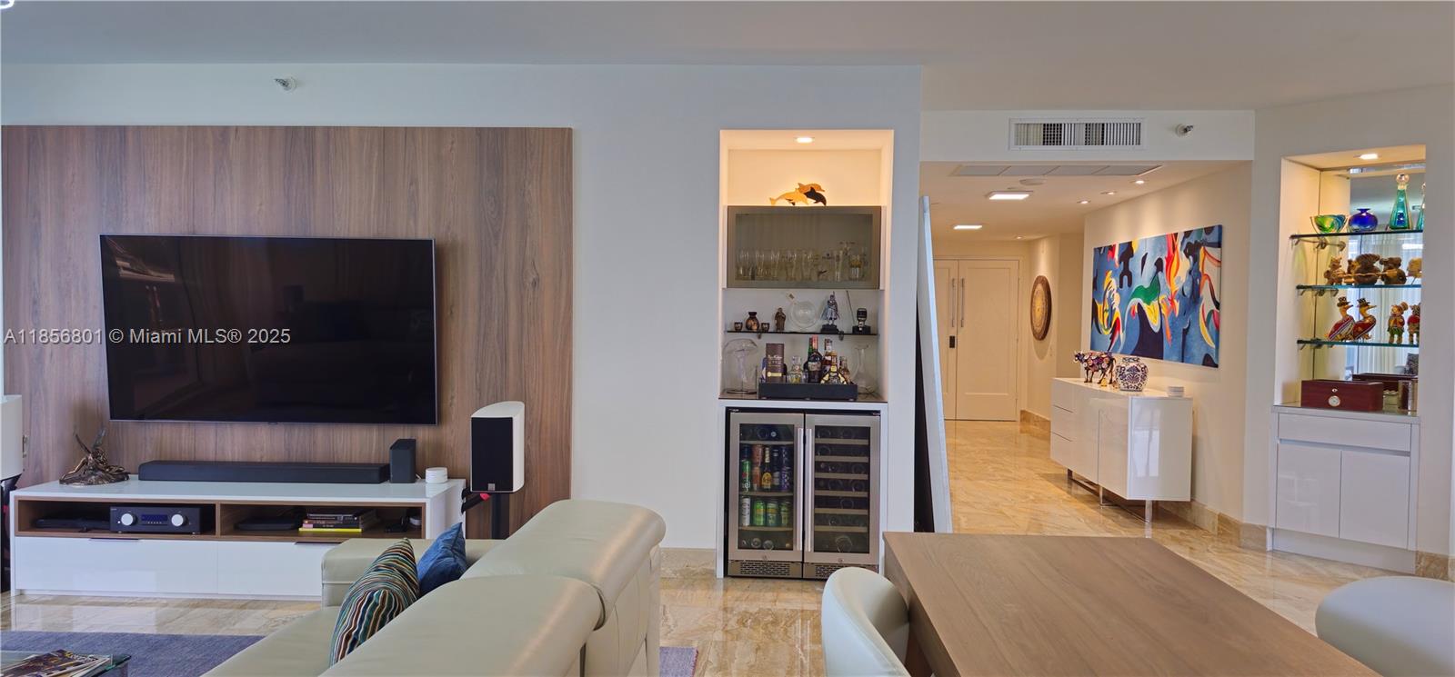 Photo of 3802 207th St  #1204, Aventura, Florida, 33180 - 