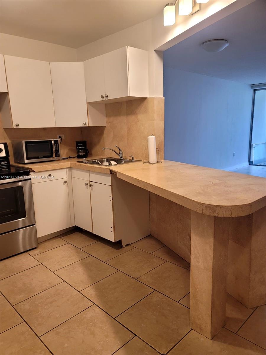 315-1 1 / 1 909 sq. ft. $ 2025-08-11 0 Photo