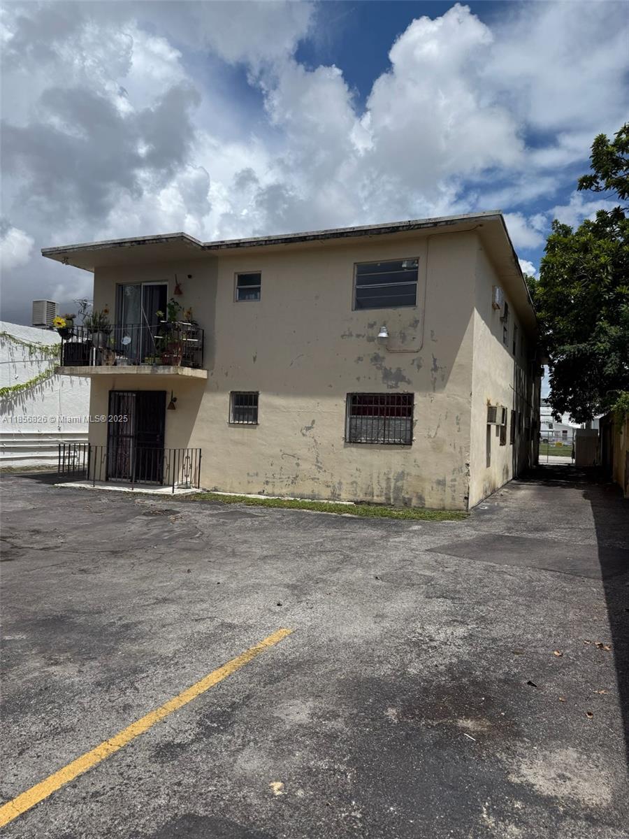 See details / sq. ft. $ 2025-08-11 0 Photo