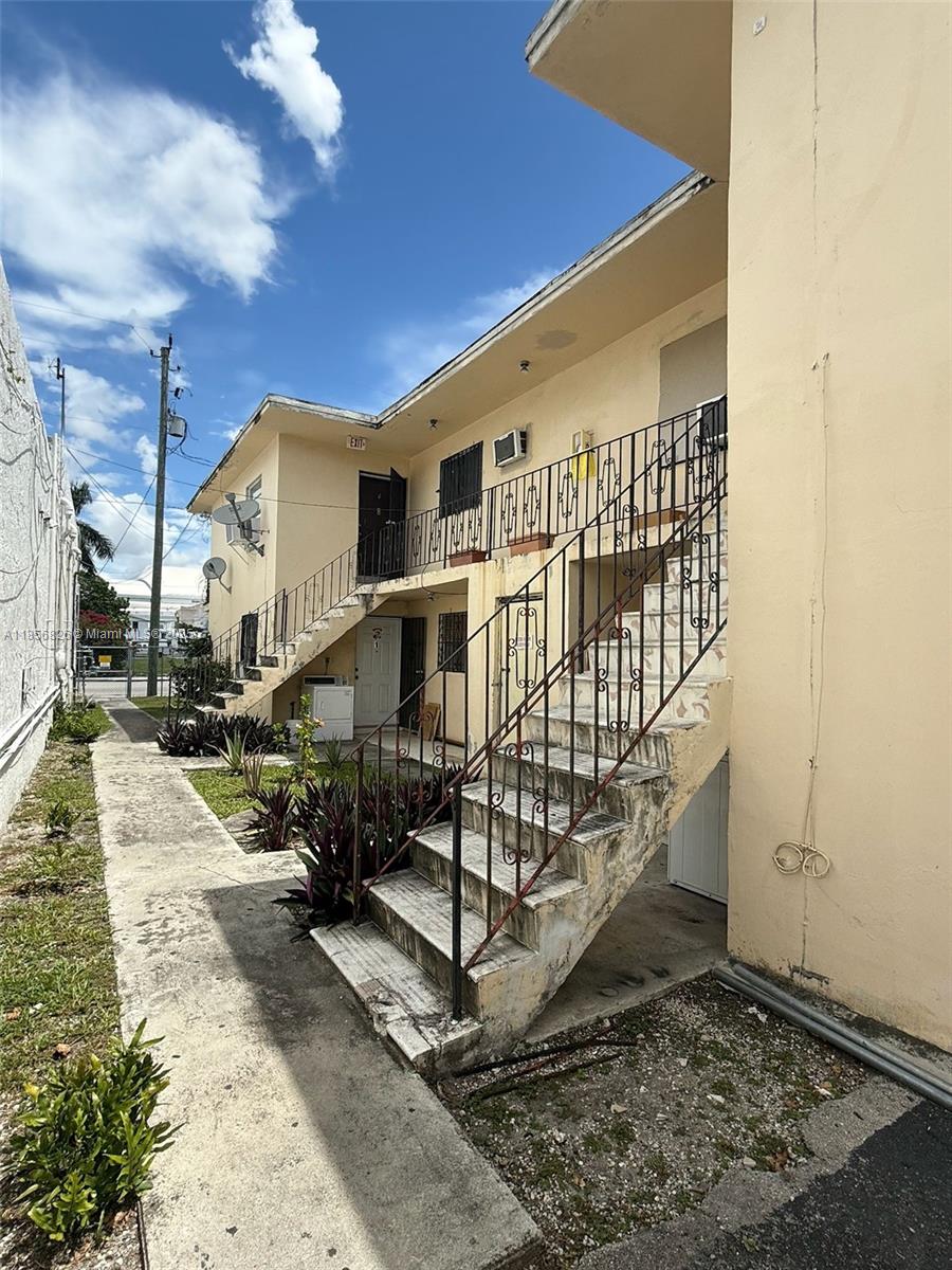 See details / sq. ft. $ 2025-08-11 0 Photo