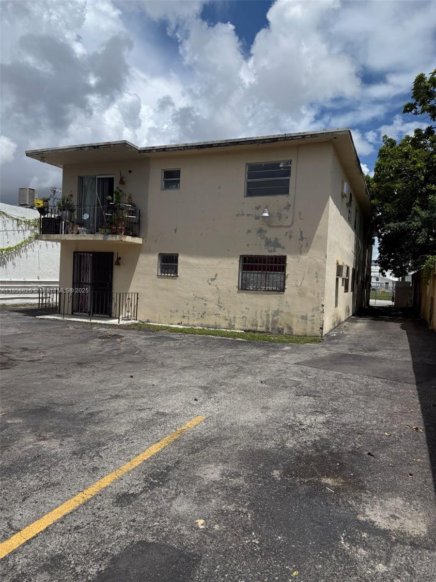 See details / sq. ft. $ 2025-08-11 0 Photo
