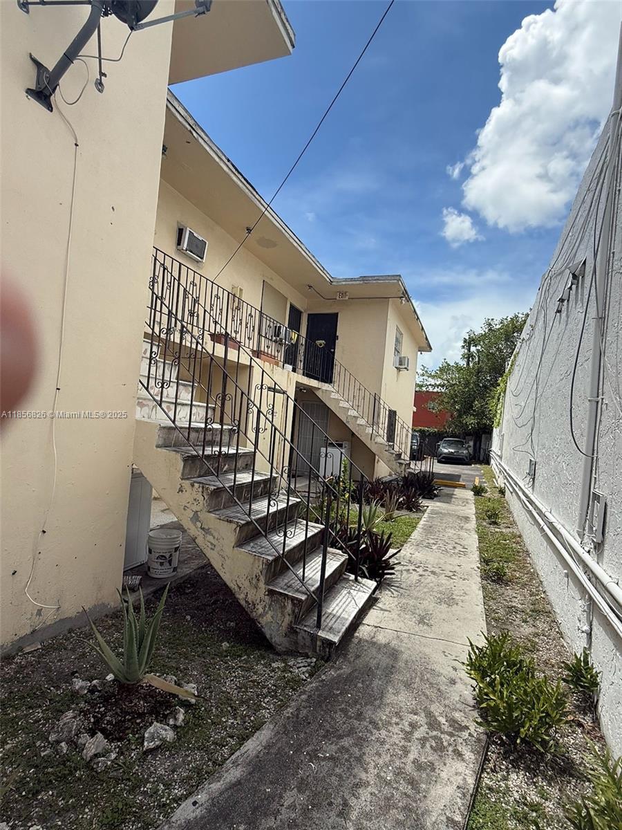See details / sq. ft. $ 2025-08-11 0 Photo
