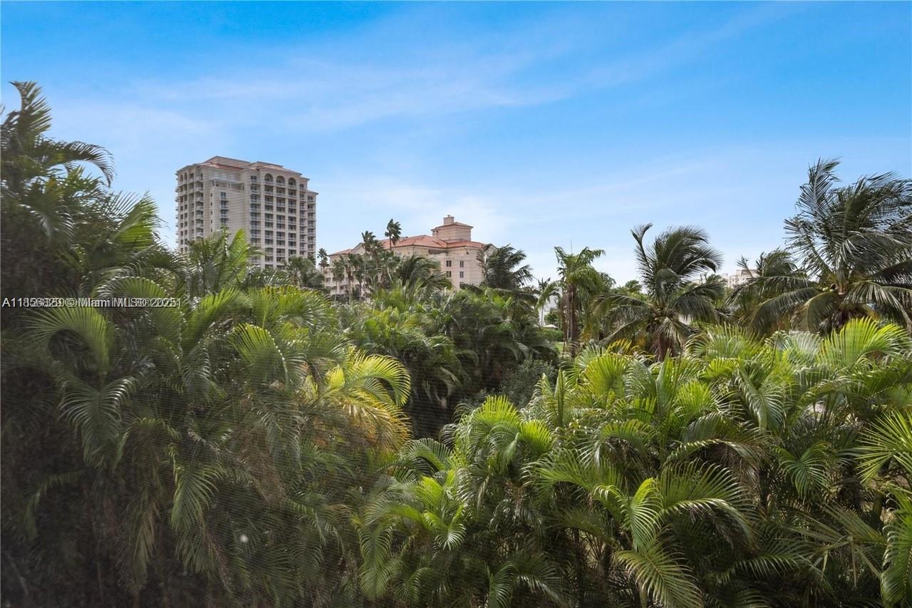 Photo of 20335 Country Club Dr #209, Aventura, Florida, 33180 -