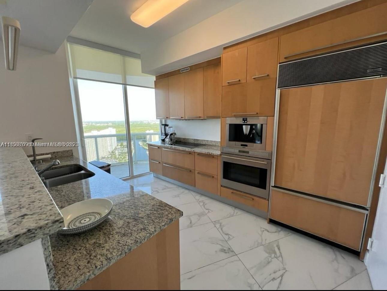 See details 2805 2 / 2 1463 sq. ft. $ 2025-08-11 0 Photo