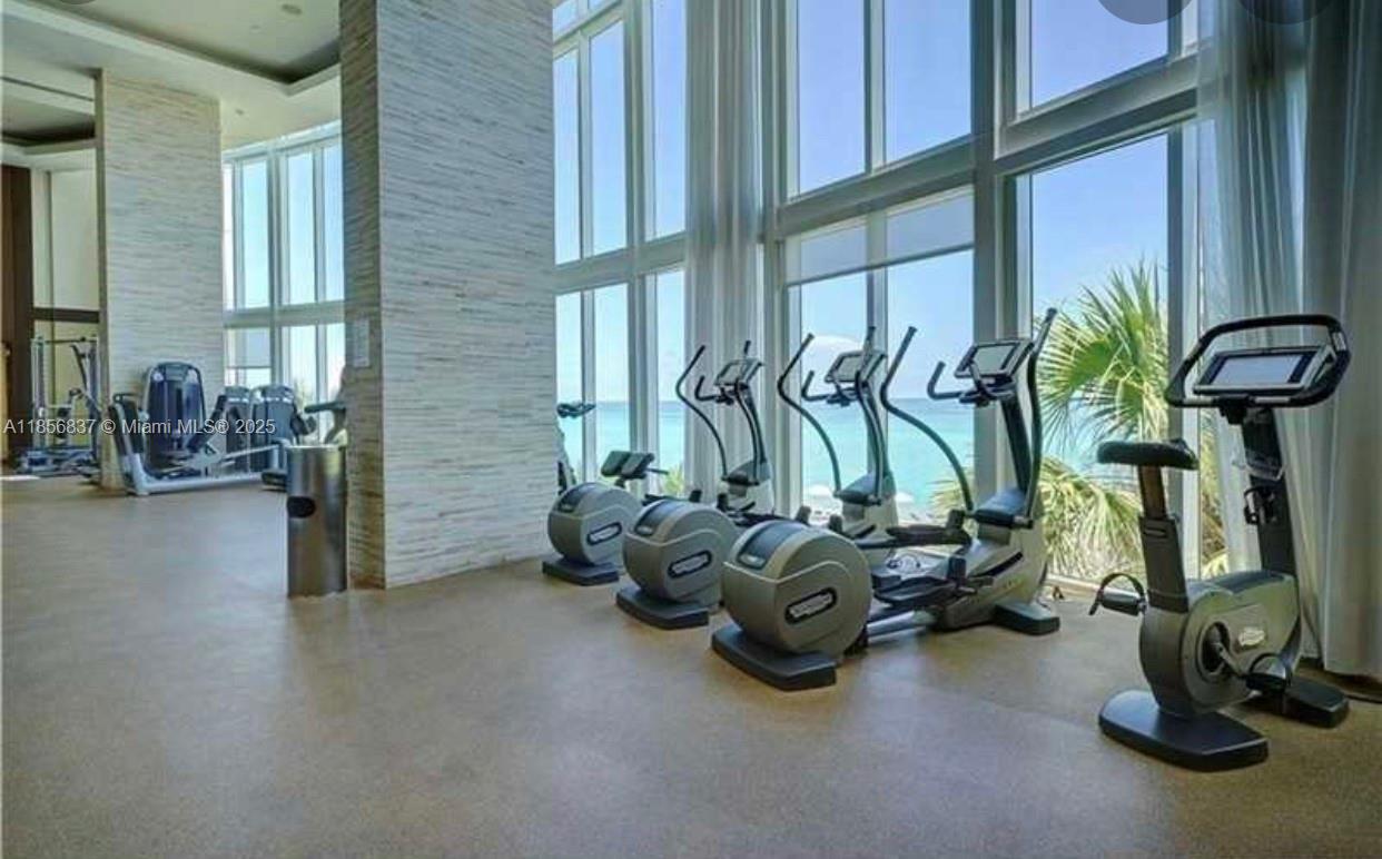 See details 2805 2 / 2 1463 sq. ft. $ 2025-08-11 0 Photo