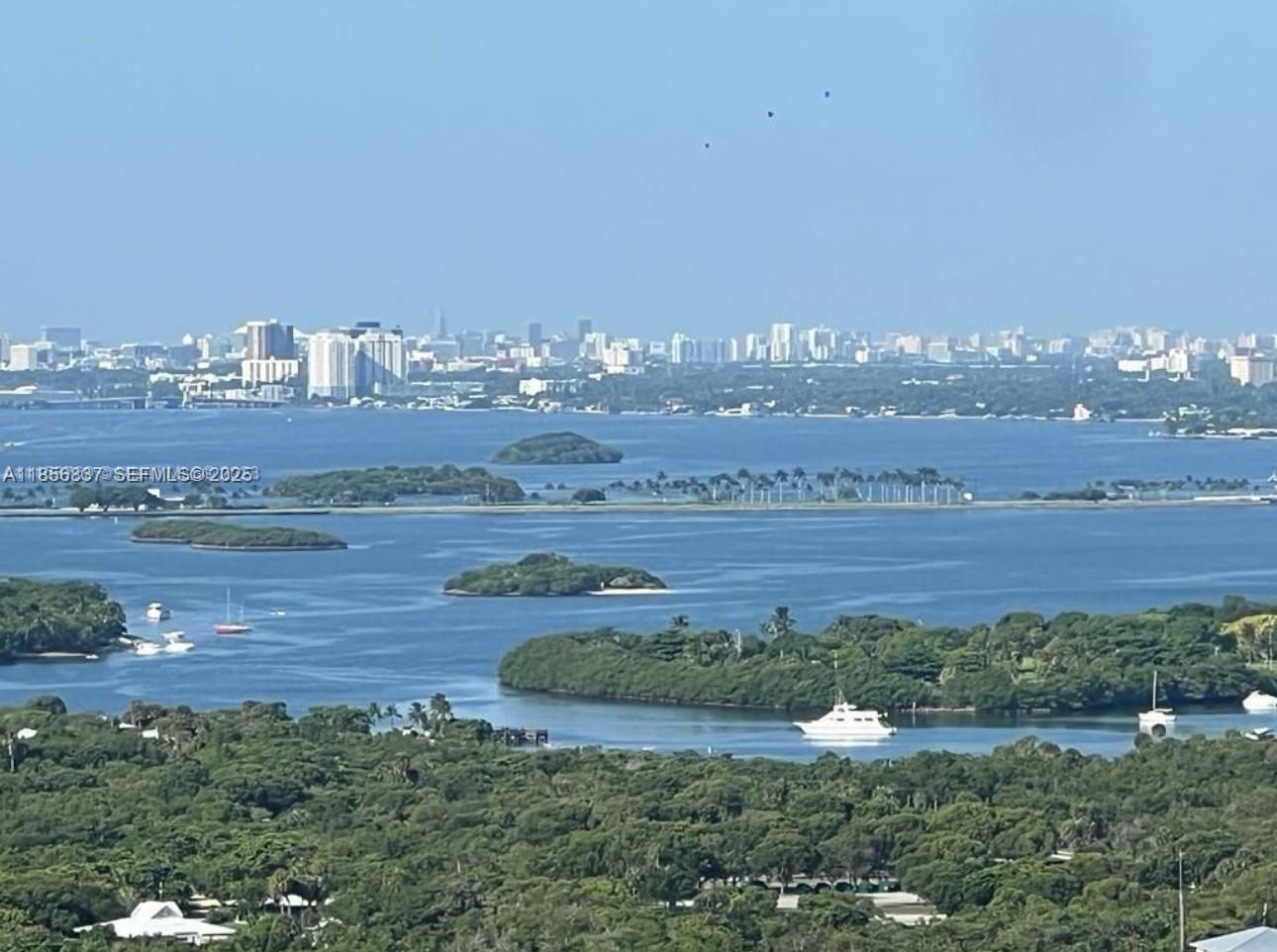 See details 2805 2 / 2 1463 sq. ft. $ 2025-11-21 0 Photo