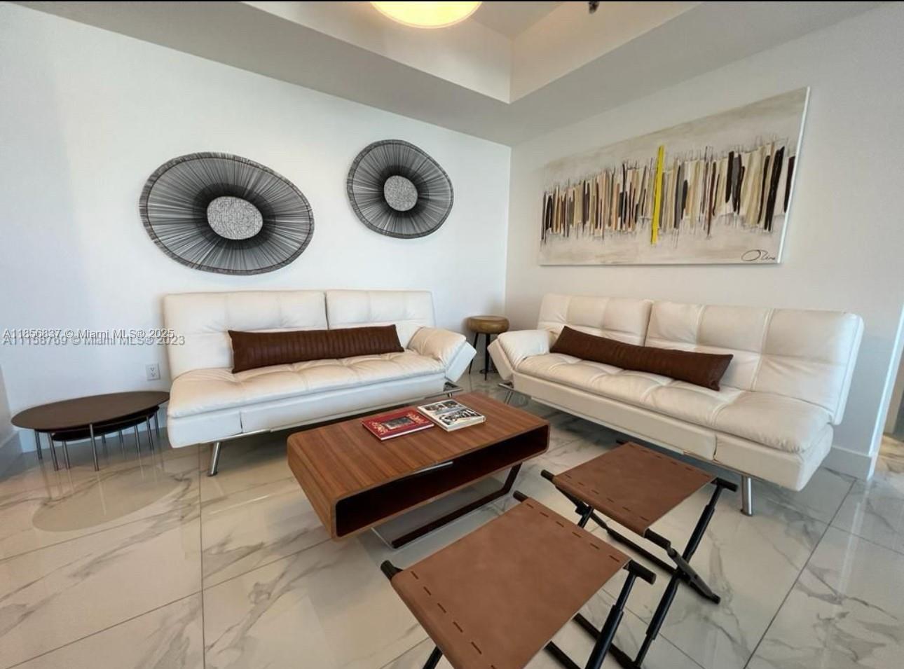 See details 2805 2 / 2 1463 sq. ft. $ 2025-08-11 0 Photo
