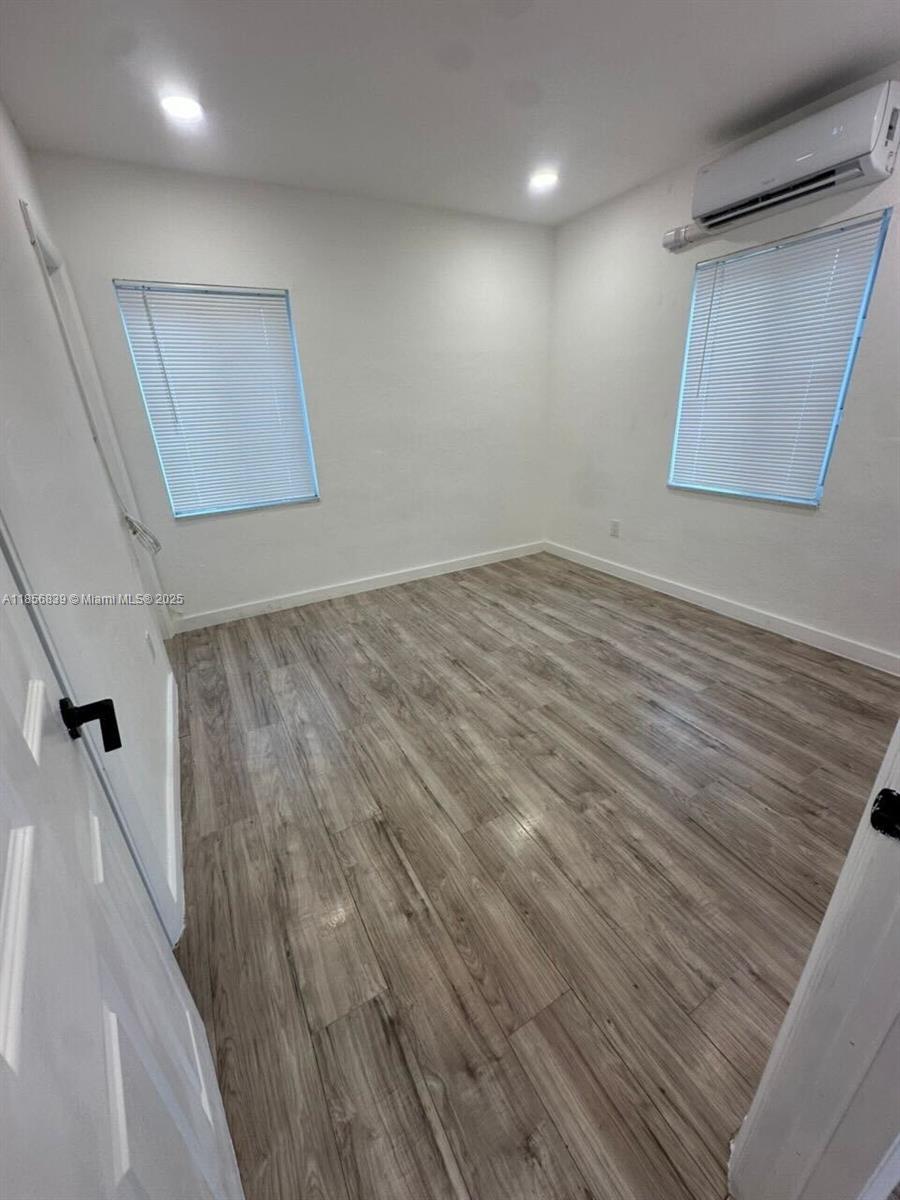 See details / 2142 sq. ft. $ 2025-08-11 0 Photo