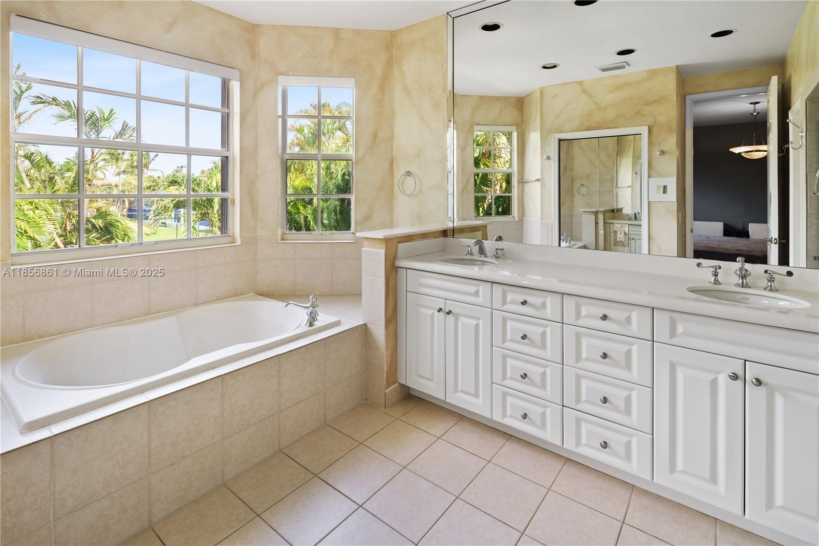 Photo of 4011 194th TRL  (4011), Sunny Isles Beach, Florida, 33160 - 