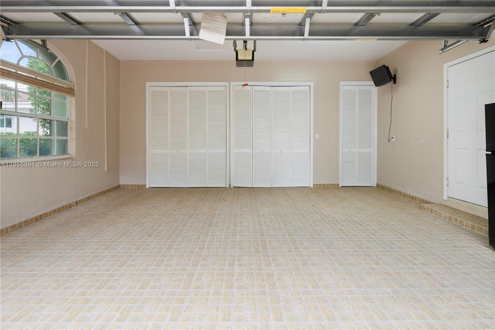 Photo of 4011 194th TRL  (4011), Sunny Isles Beach, Florida, 33160 - 