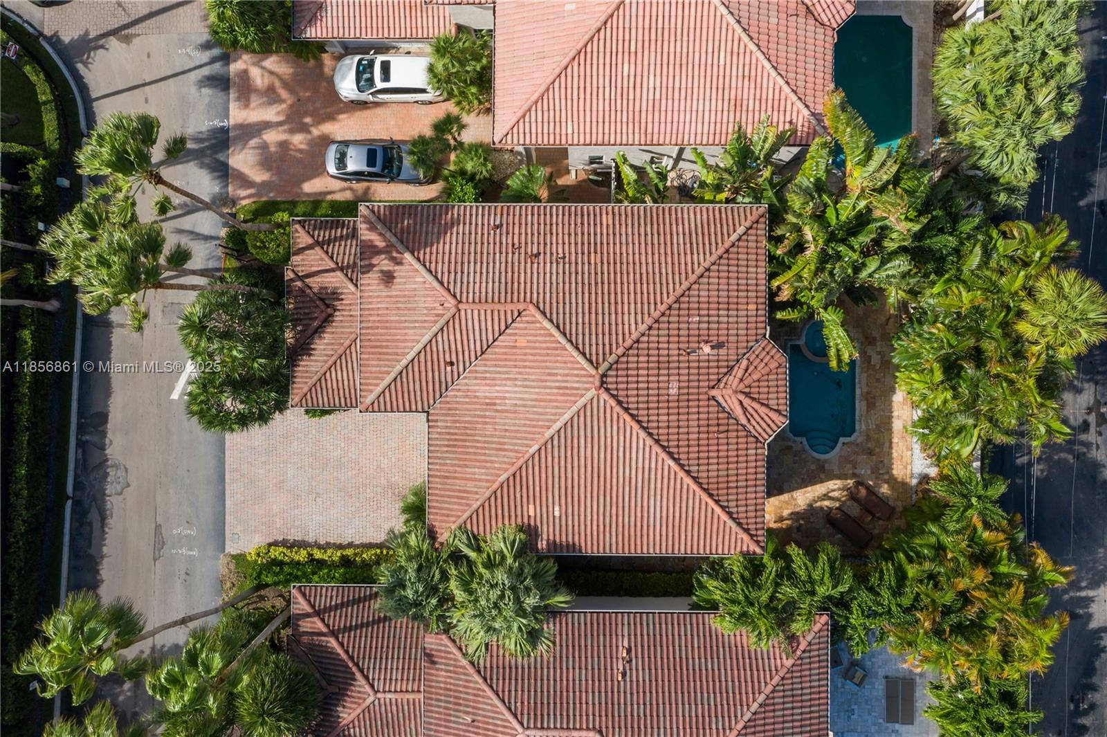 Photo of 4011 194th TRL  (4011), Sunny Isles Beach, Florida, 33160 - 