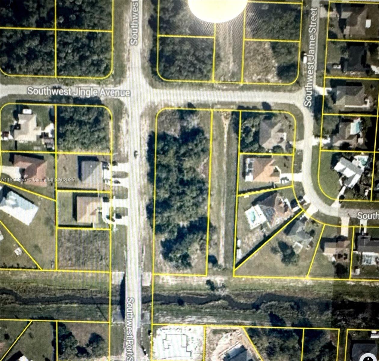 See details / sq. ft. $ 2025-08-11 0 Photo