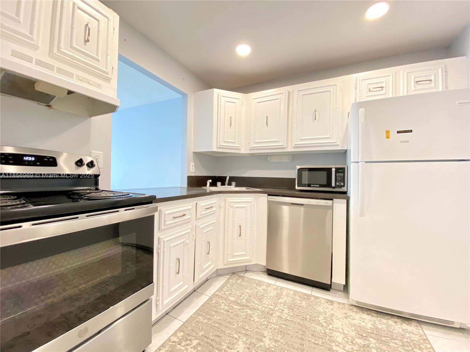 Photo of 601 Three Islands Blvd  #314, Hallandale Beach, Florida, 33009 - 