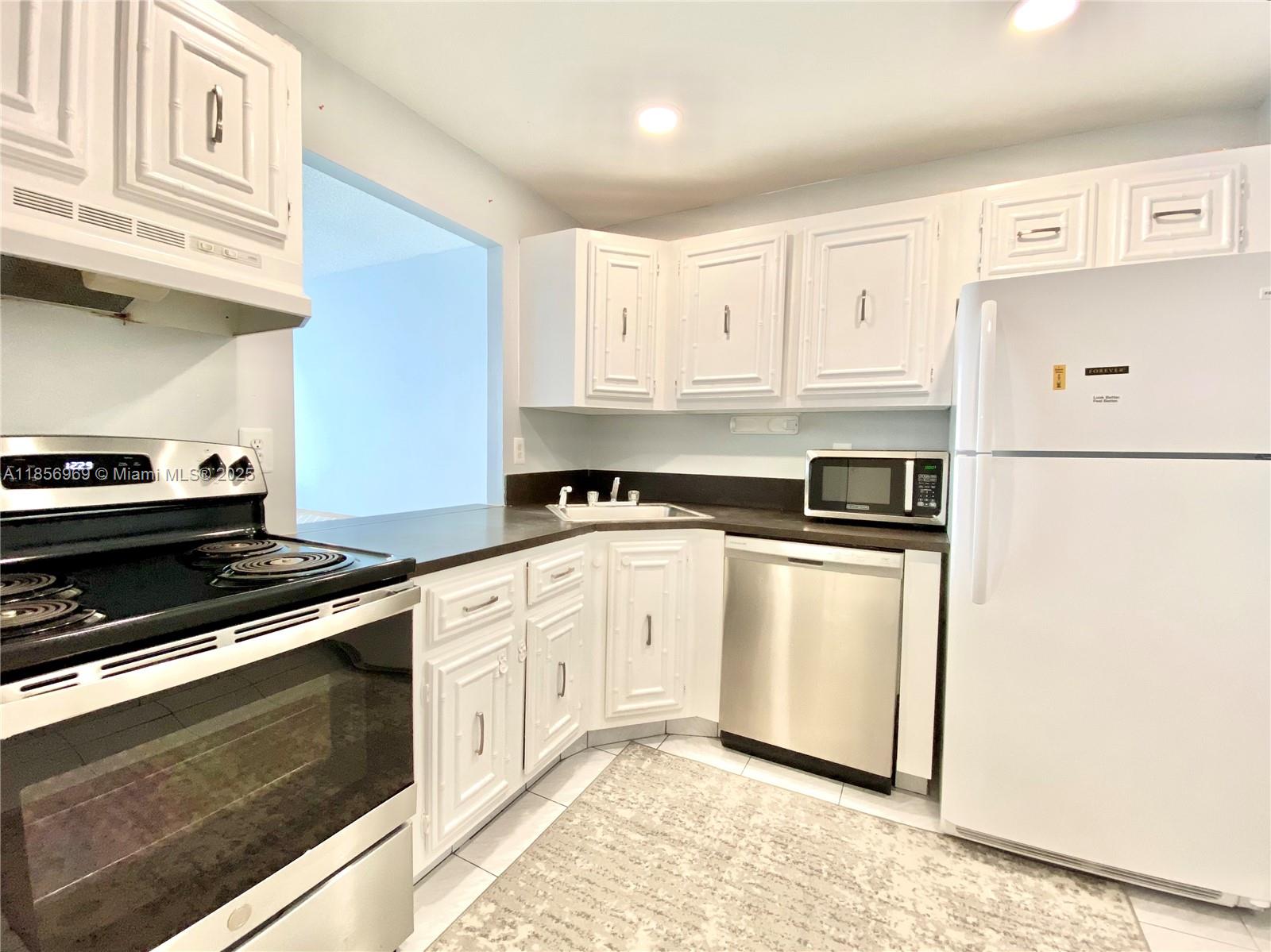 Photo of 601 Three Islands Blvd #314, Hallandale Beach, Florida, 33009 -