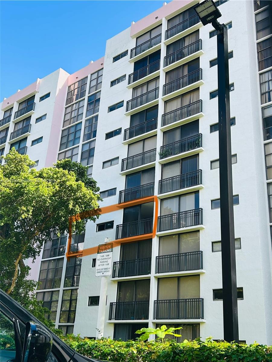 Photo of 17021 N Bay Rd  #427, Sunny Isles Beach, Florida, 33160 - 