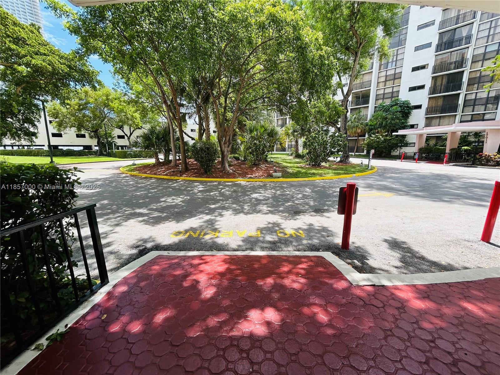 Photo of 17021 N Bay Rd  #427, Sunny Isles Beach, Florida, 33160 - 
