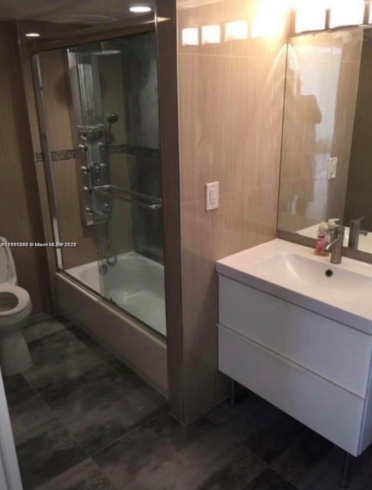 See details 2202 2 / 2 1507 sq. ft. $ 2025-08-12 0 Photo
