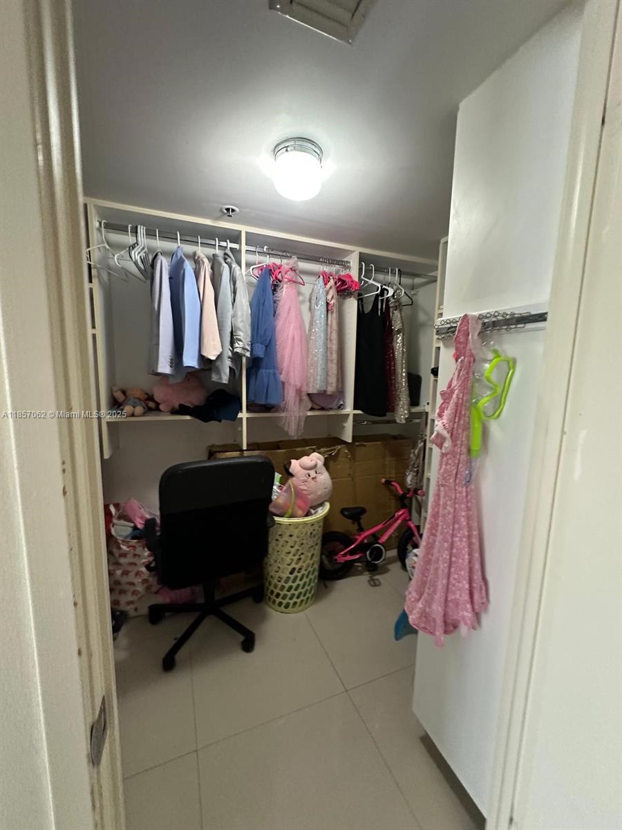 2202 2 / 2 1507 sq. ft. $ 2025-09-23 0 foto