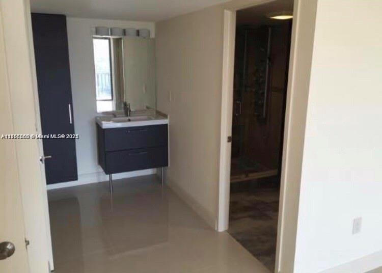 See details 2202 2 / 2 1507 sq. ft. $ 2025-08-12 0 Photo