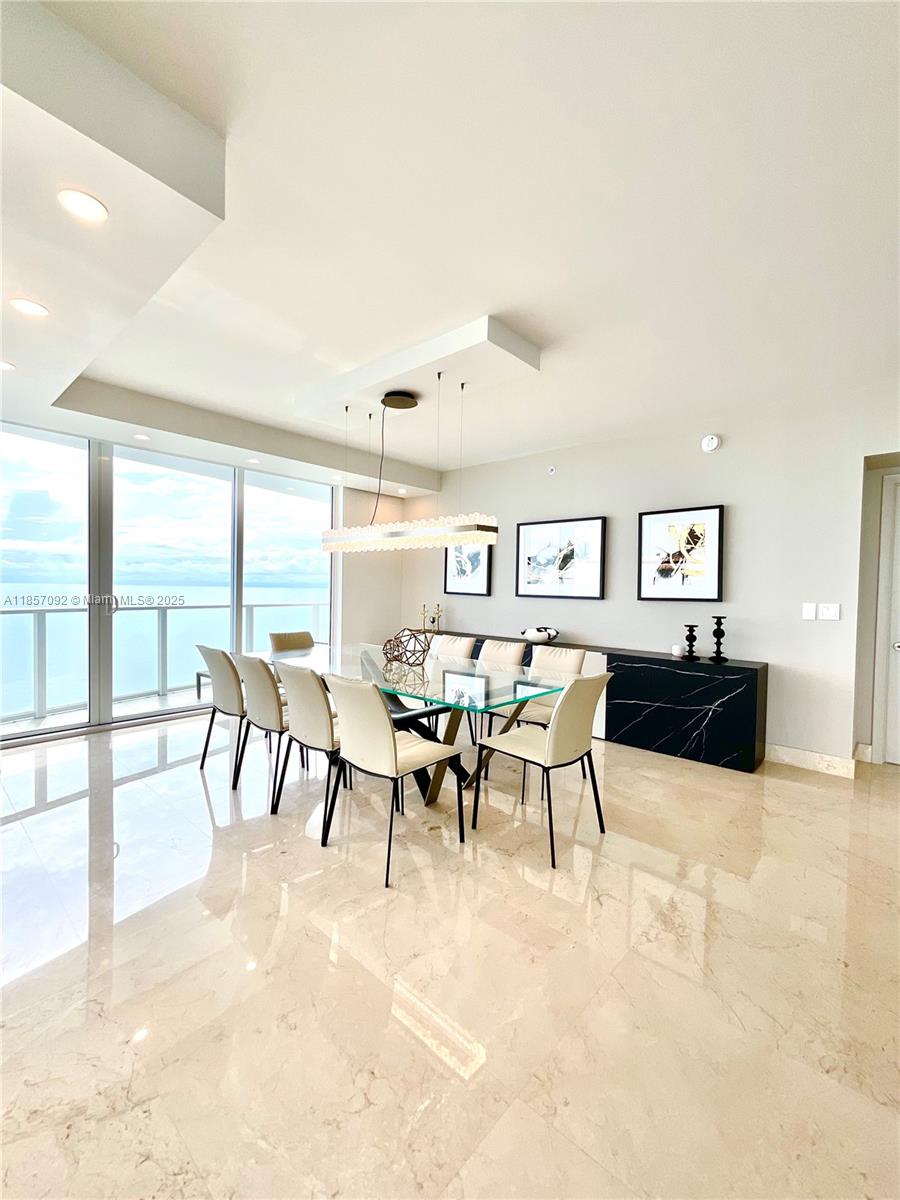 Photo of 3951 Ocean Dr  #1903, Hollywood, Florida, 33019 - 
