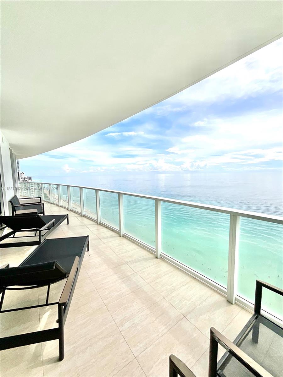 Photo of 3951 Ocean Dr  #1903, Hollywood, Florida, 33019 - 