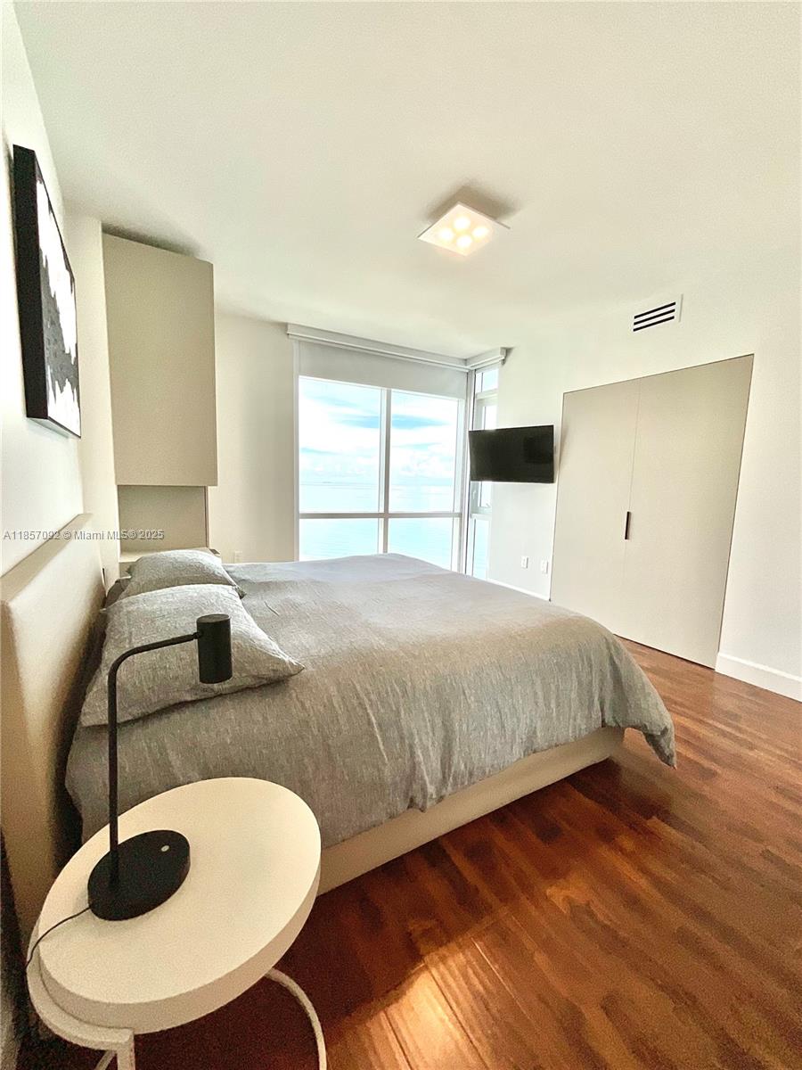 Photo of 3951 Ocean Dr  #1903, Hollywood, Florida, 33019 - 