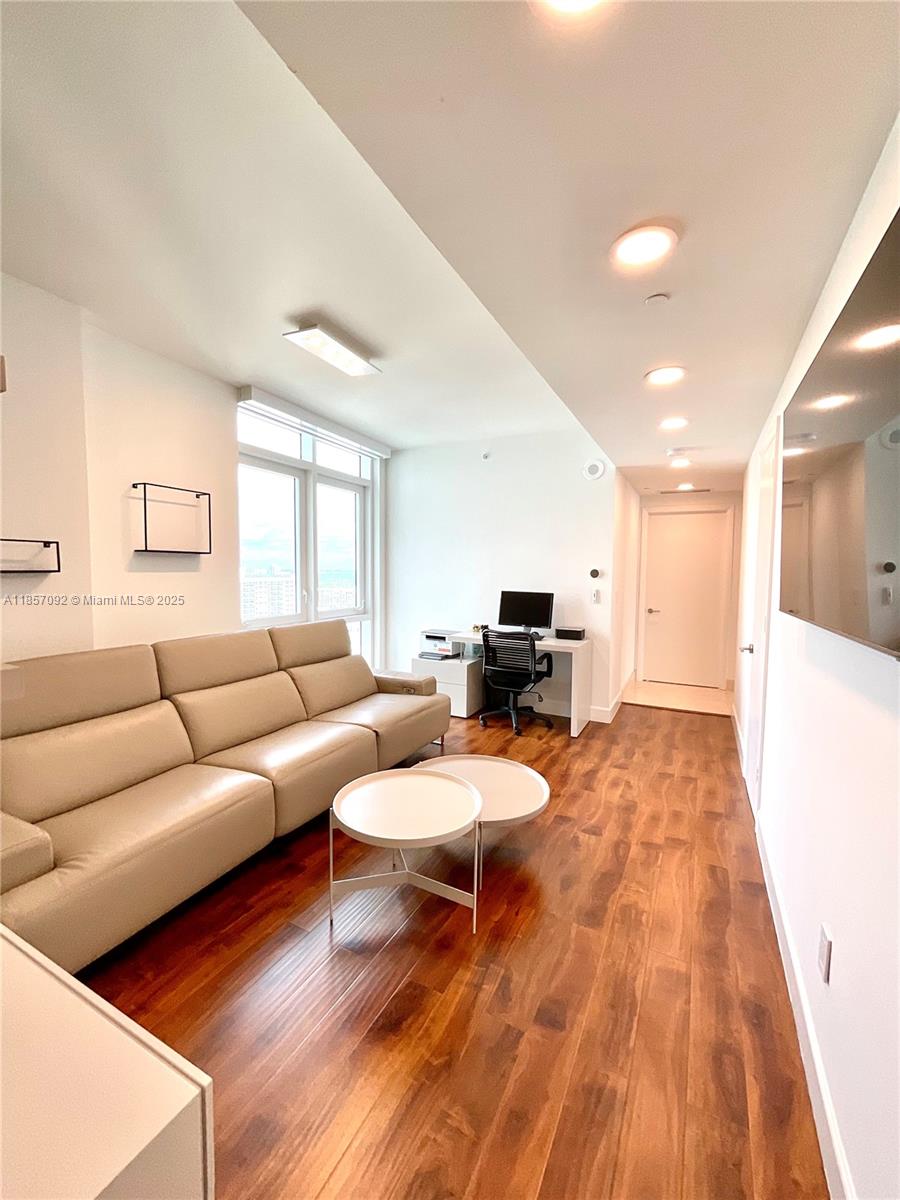 Photo of 3951 Ocean Dr  #1903, Hollywood, Florida, 33019 - 
