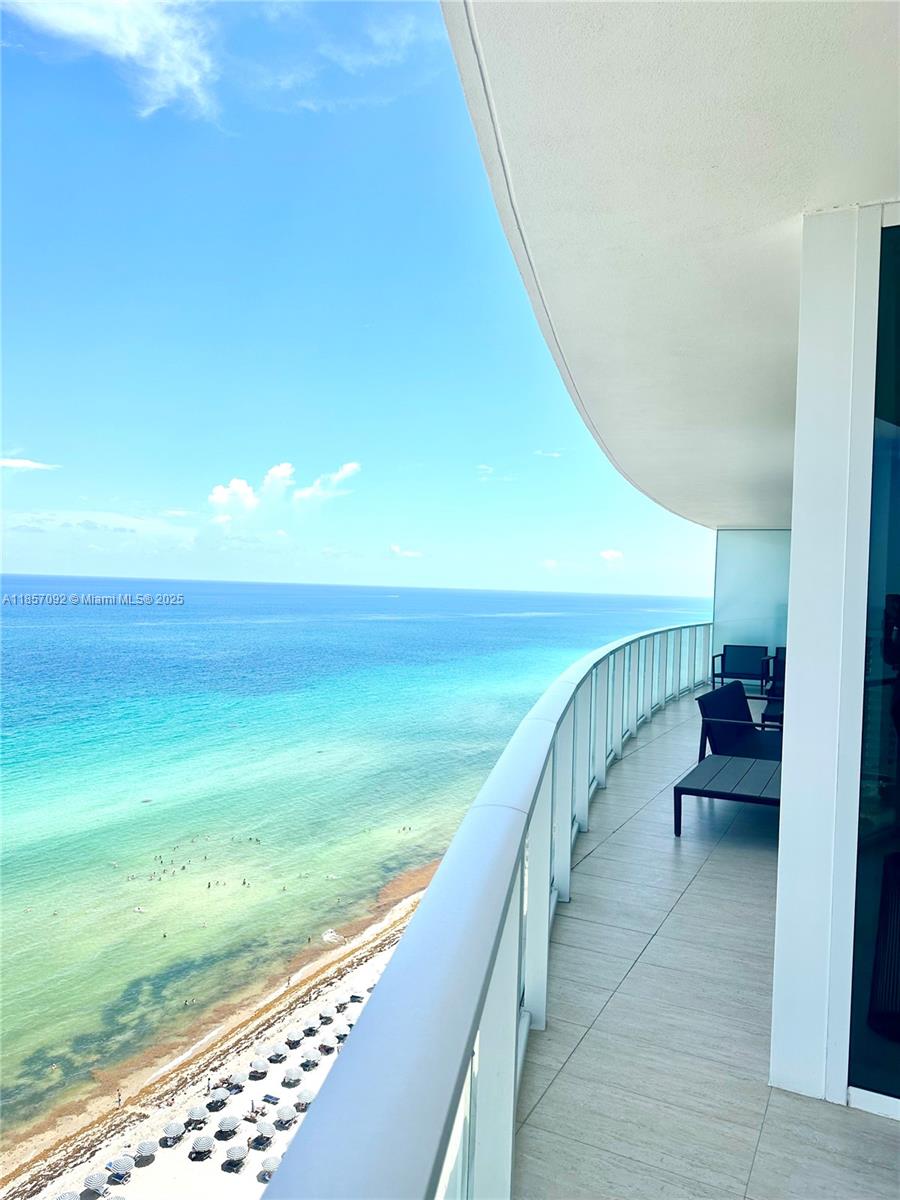 Photo of 3951 Ocean Dr  #1903, Hollywood, Florida, 33019 - 