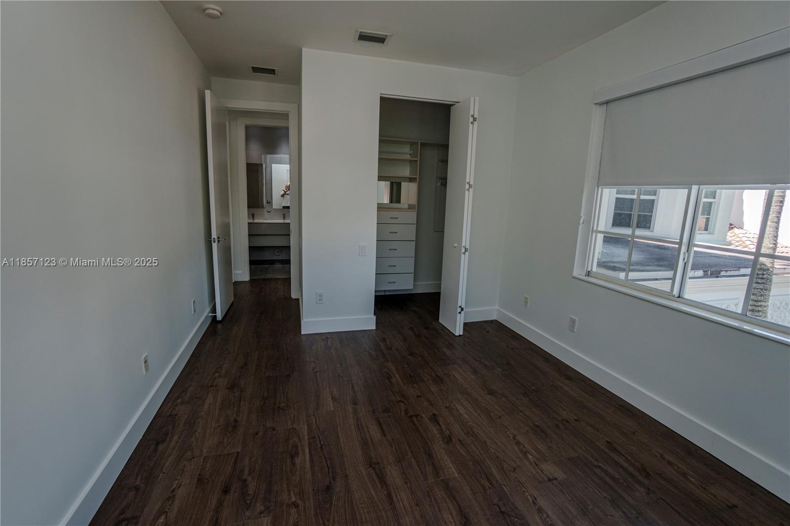 Photo of 822 Meridian Ln  (822), Hollywood, Florida, 33019 - 