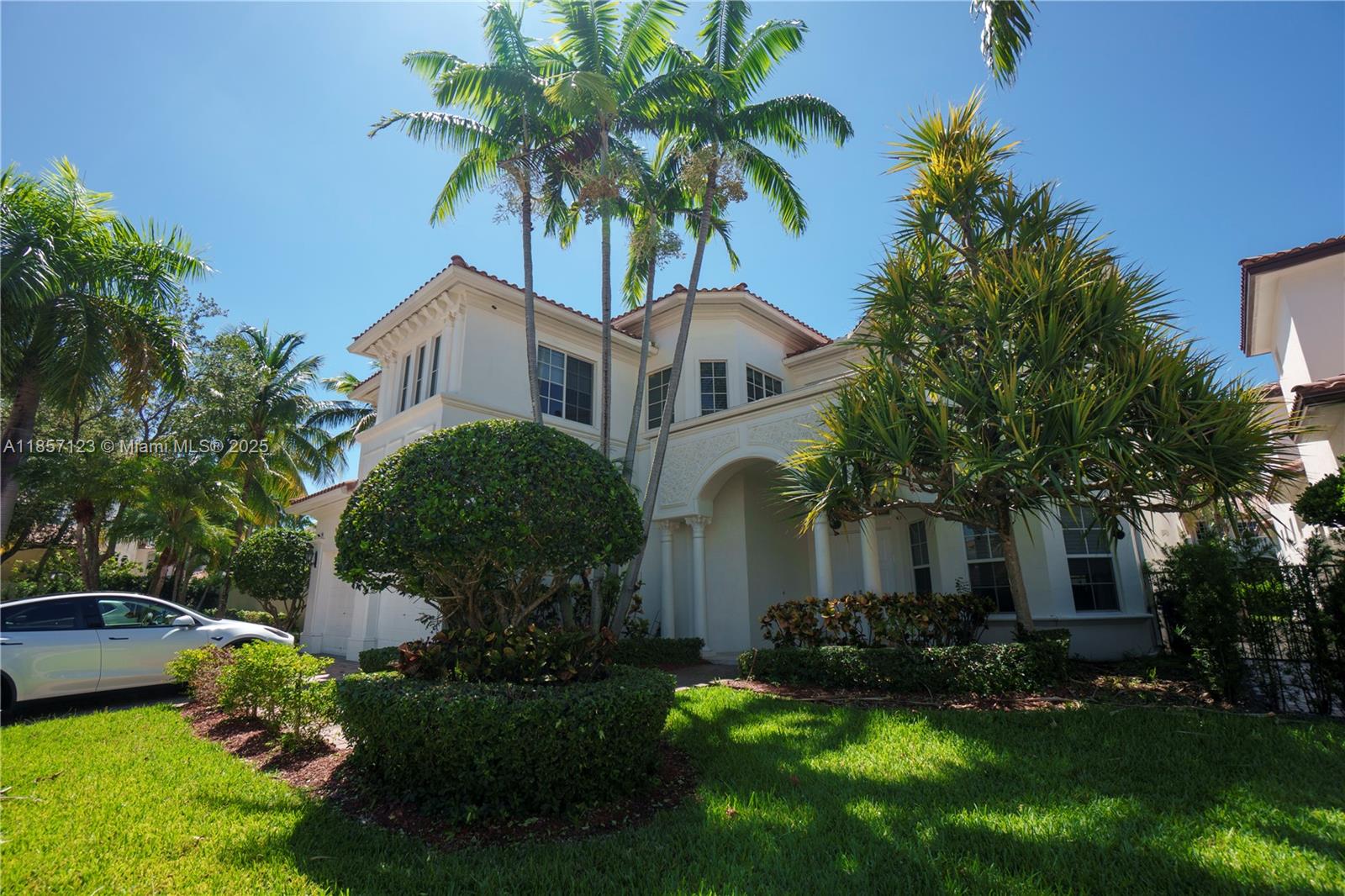 Photo of 822 Meridian Ln (822), Hollywood, Florida, 33019 -