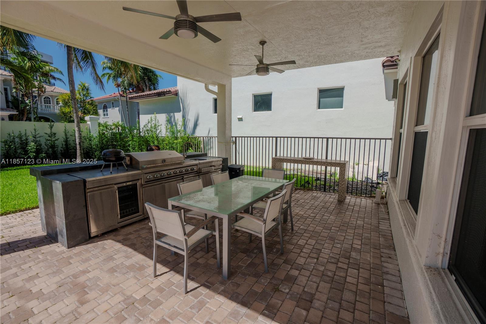 Photo of 822 Meridian Ln  (822), Hollywood, Florida, 33019 - Backyard BBQ and kitchenette