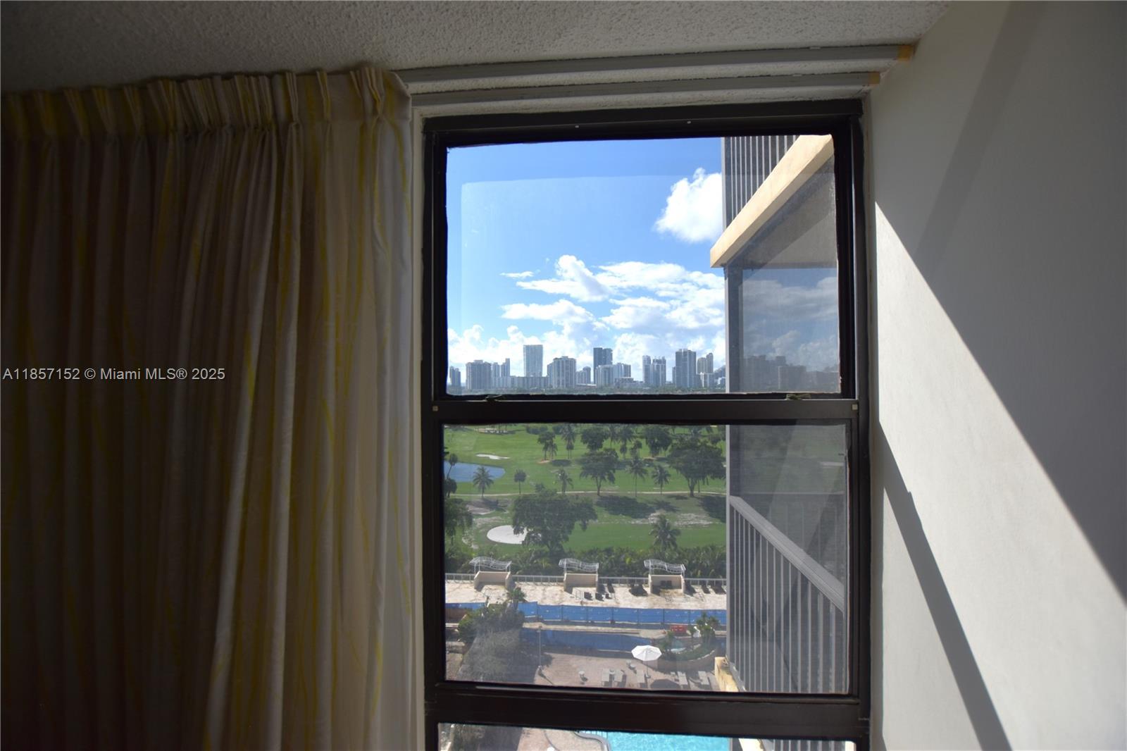 Photo of 20301 Country Club Dr  #1425, Aventura, Florida, 33180 - 