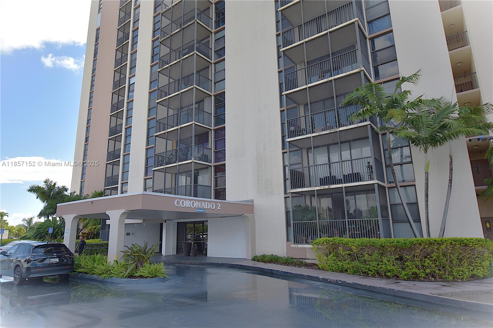 Photo of 20301 Country Club Dr  #1425, Aventura, Florida, 33180 - 