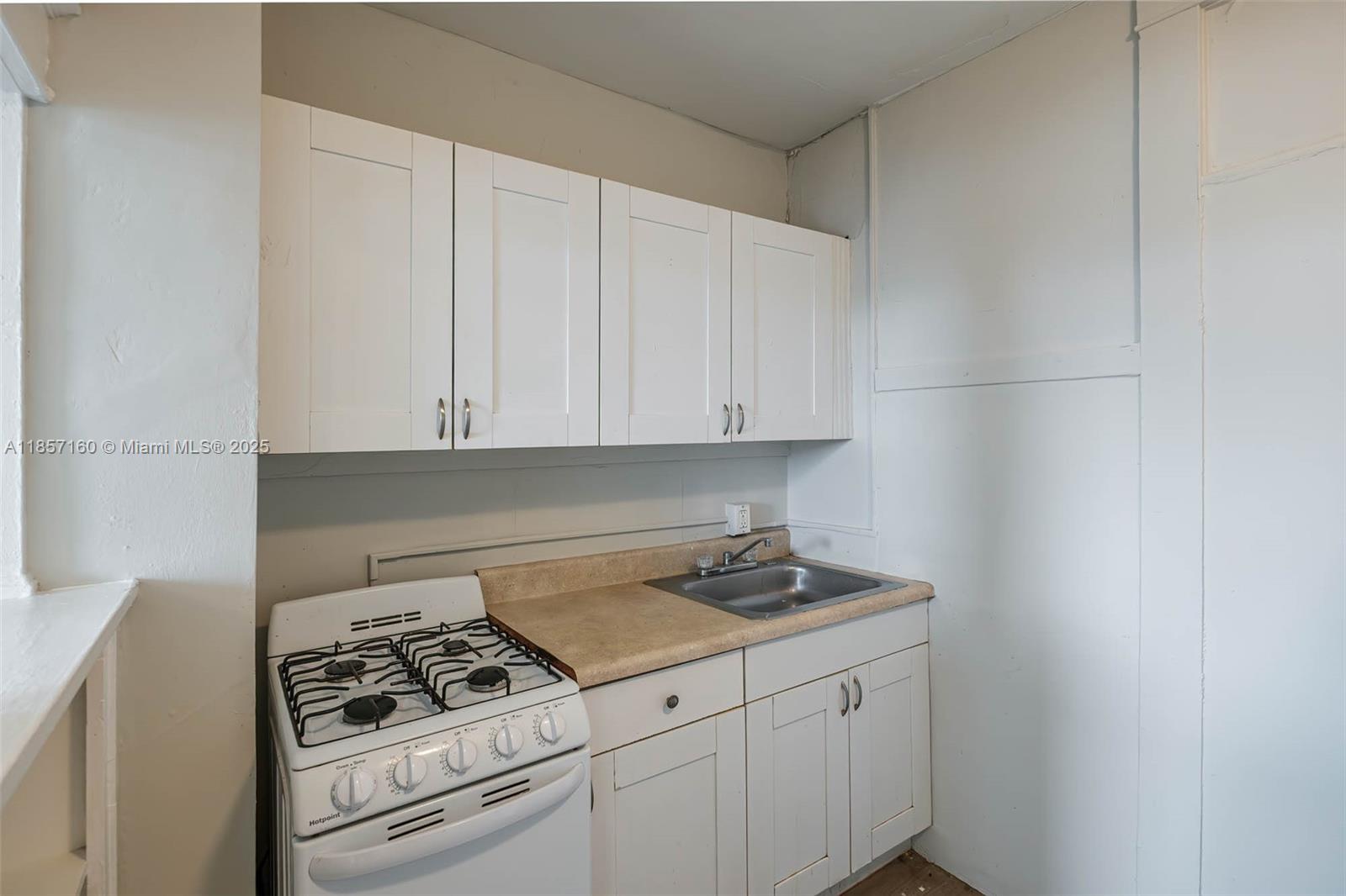   /   sq. ft. $ 2025-08-12 0 Photo