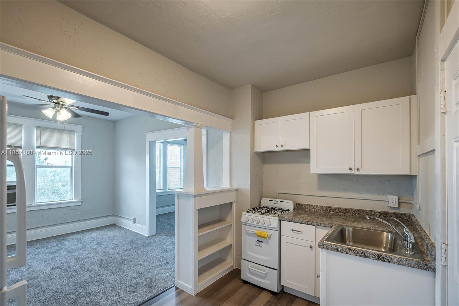   /   sq. ft. $ 2025-08-12 0 Photo