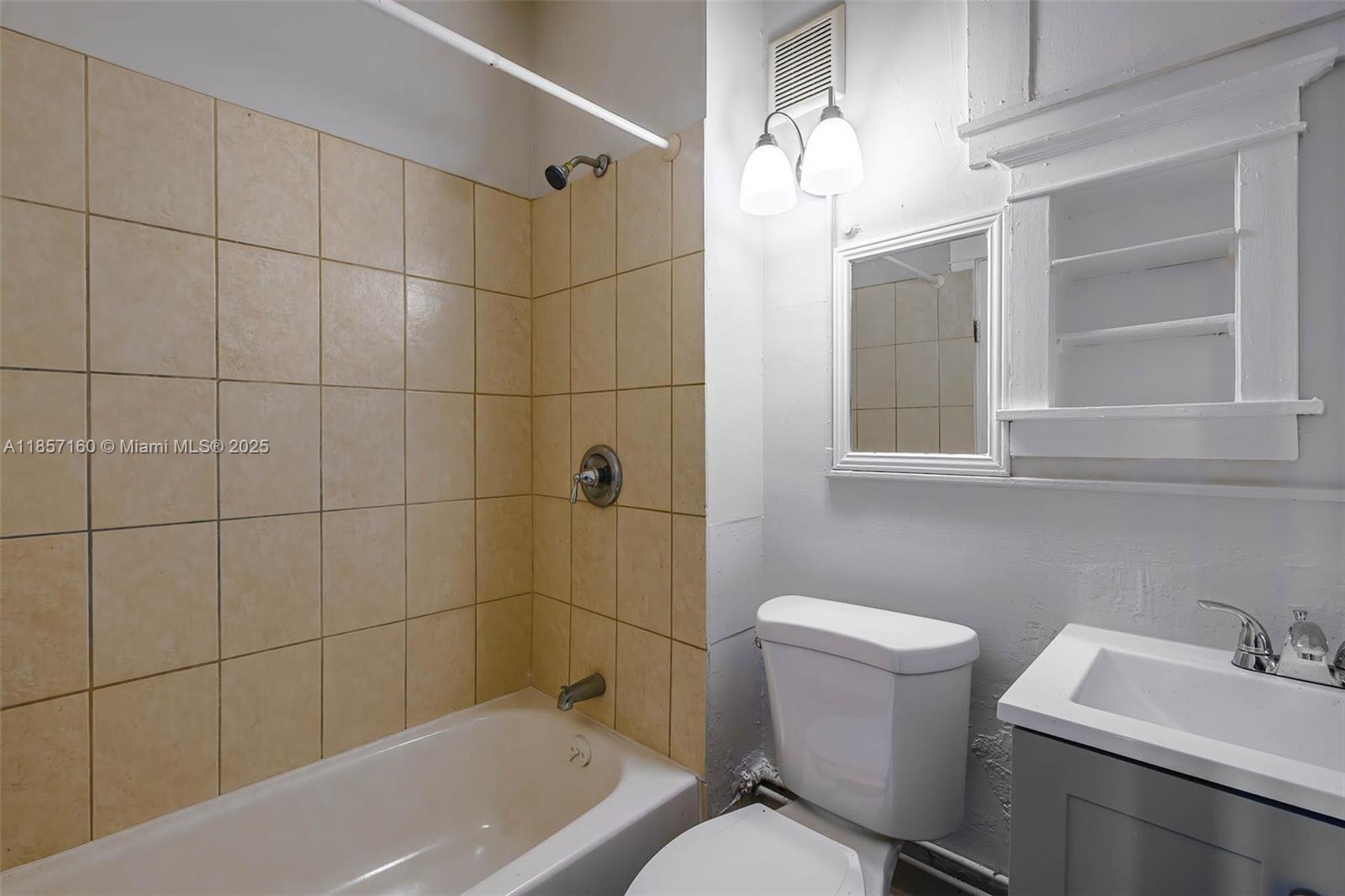   /   sq. ft. $ 2025-08-12 0 Photo