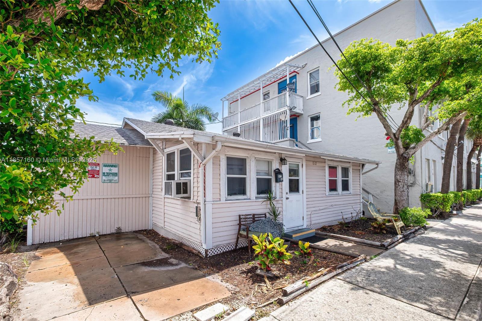   /   sq. ft. $ 2025-08-12 0 Photo