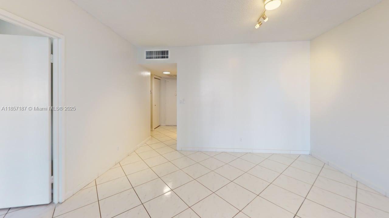 Photo of 500 Three Islands Blvd  #822, Hallandale Beach, Florida, 33009 - 