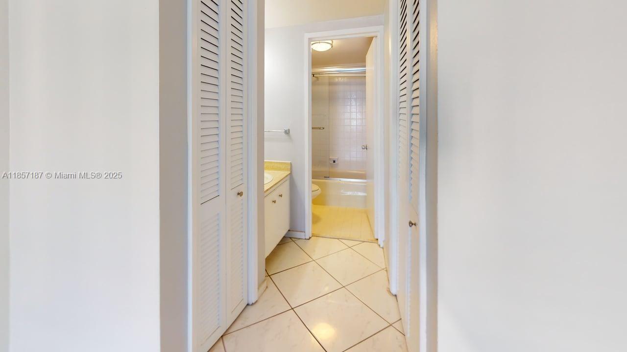 Photo of 500 Three Islands Blvd  #822, Hallandale Beach, Florida, 33009 - 