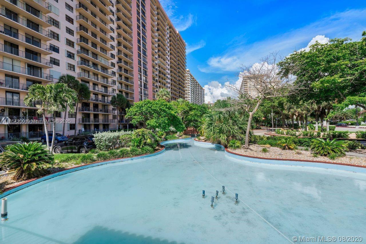 1103 2 / 2 1232 sq. ft. $ 2025-08-12 0 foto