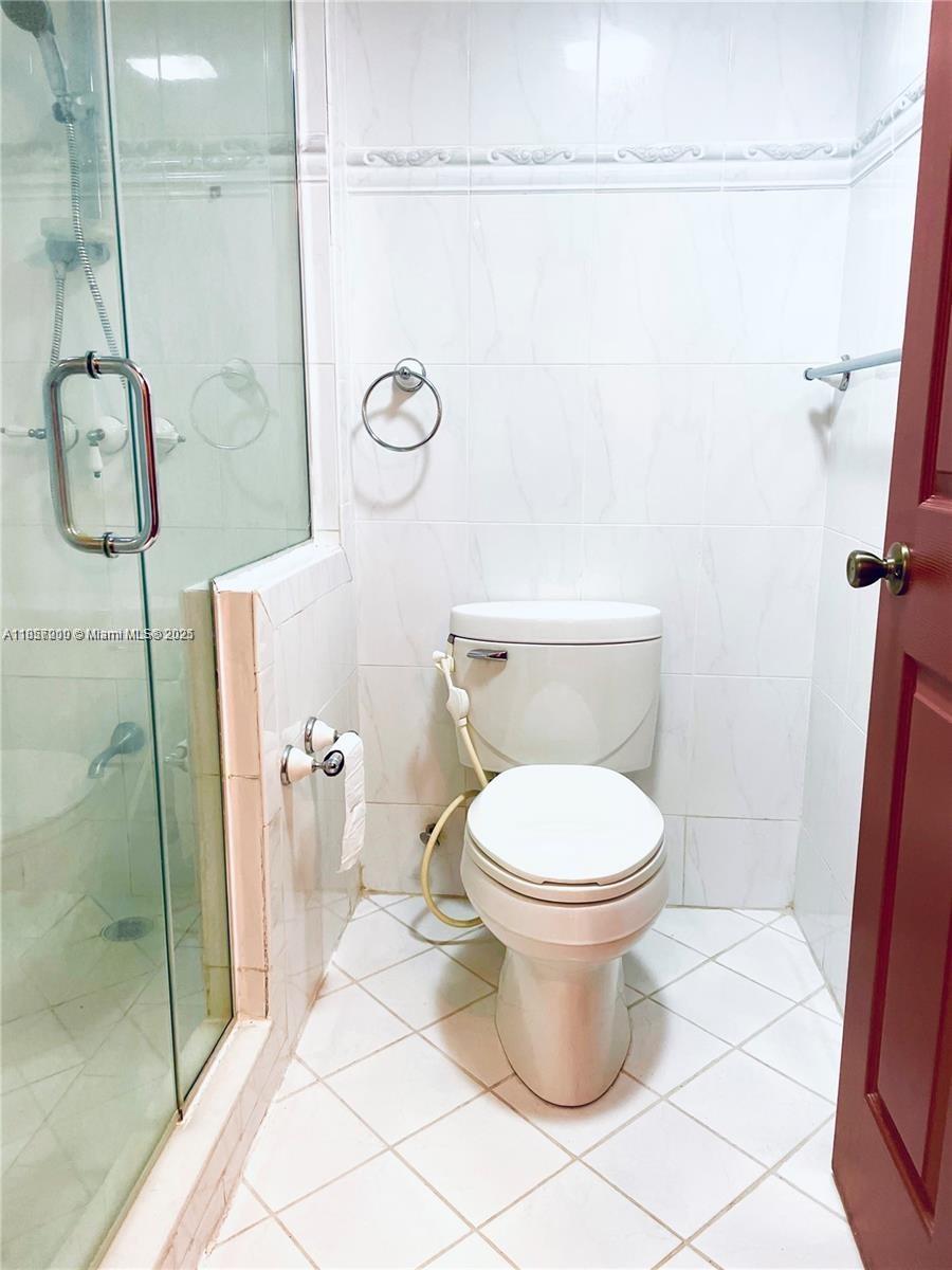 1103 2 / 2 1232 sq. ft. $ 2025-08-12 0 foto