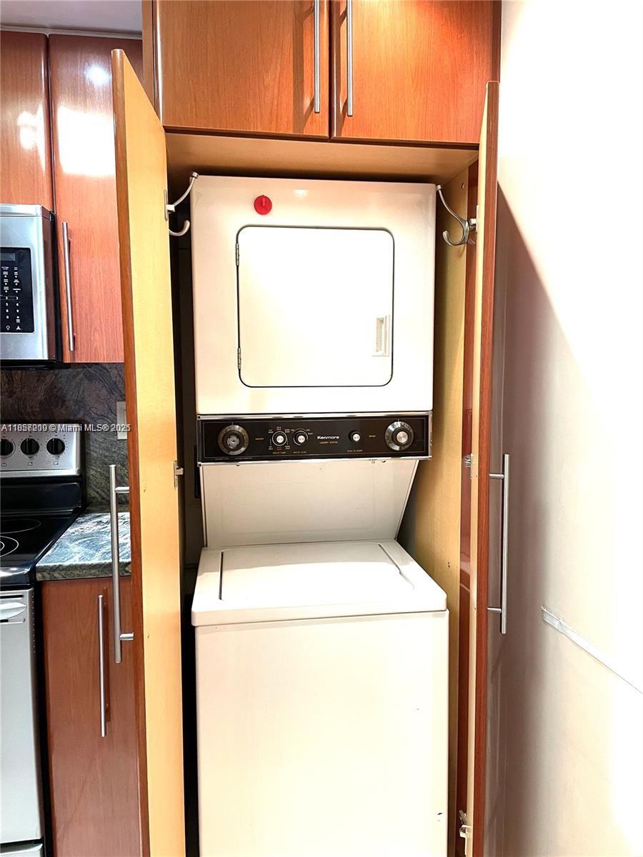 1103 2 / 2 1232 sq. ft. $ 2025-08-12 0 foto